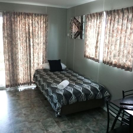 Bushchooks Travellers Village Bororen Room photo